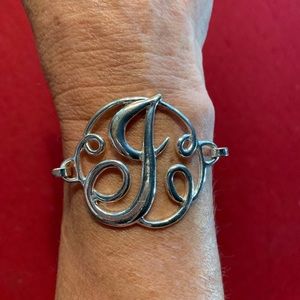💥3/$15 SALE💥 Monogram “J” Bracelet